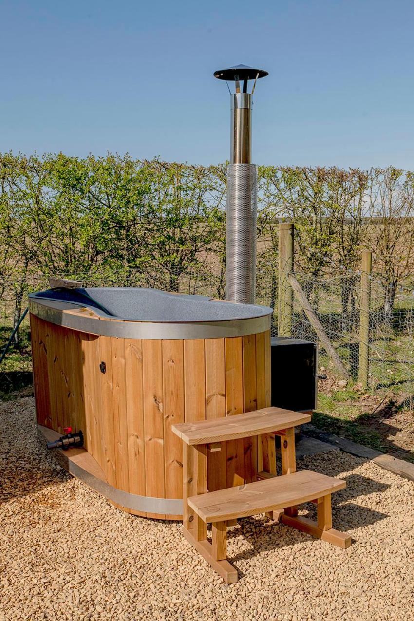 Old King William Shepherd Huts And Private Hot Tubs In North Norfolk Hunworth 외부 사진