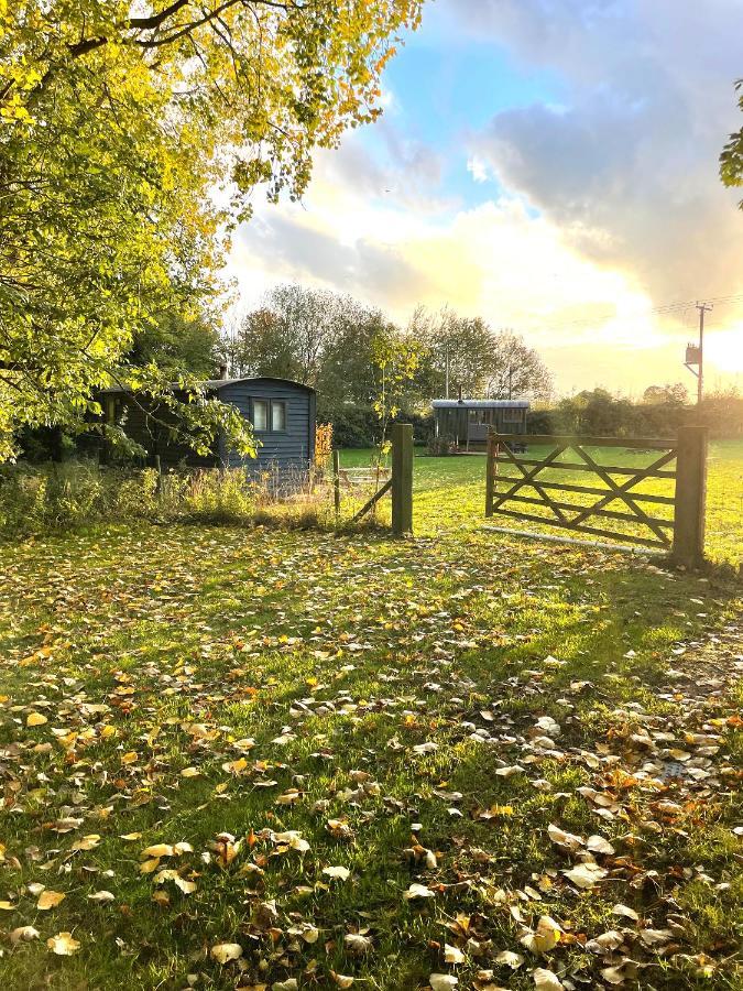 Old King William Shepherd Huts And Private Hot Tubs In North Norfolk Hunworth 외부 사진